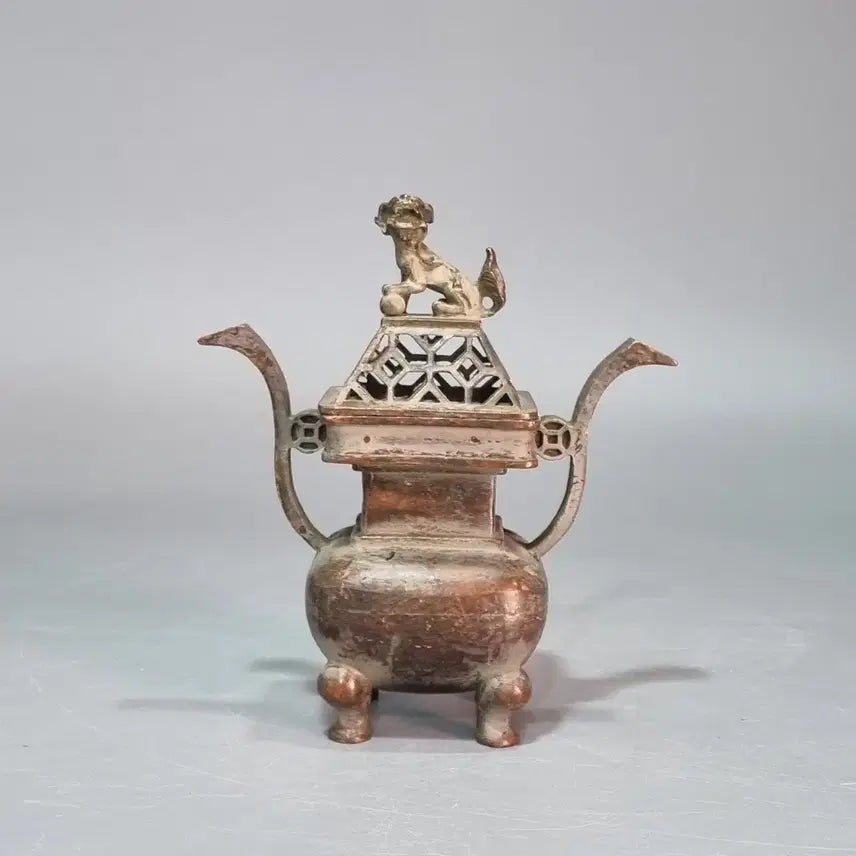 [BUNJANG] Antique Lion-Decorated Incense Burner / 골동 사자상 장식 향로. 고14