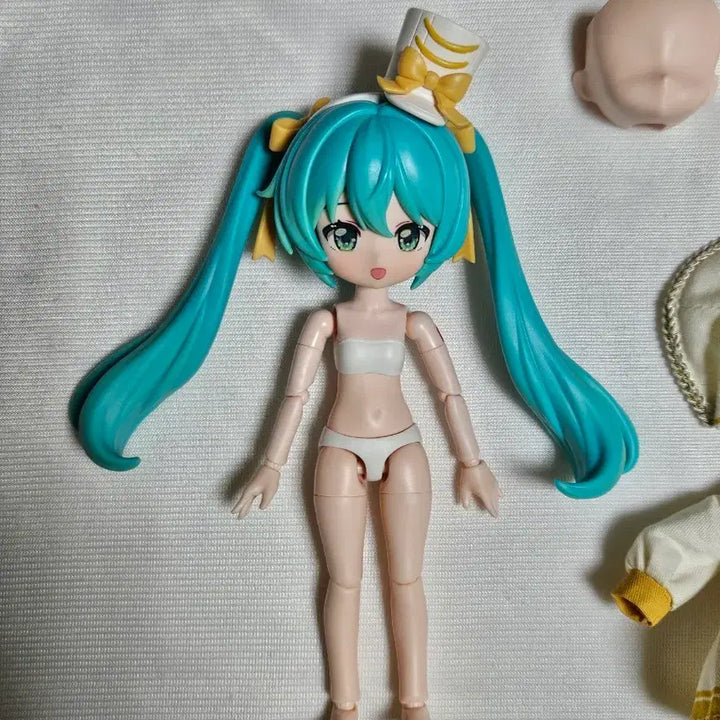 [BUNJANG] Blooky Hatsune Miku Sonata Prologue Sonata Figure / 블로키 하츠네 미쿠 소나타 프롤로그 스타 소나타
