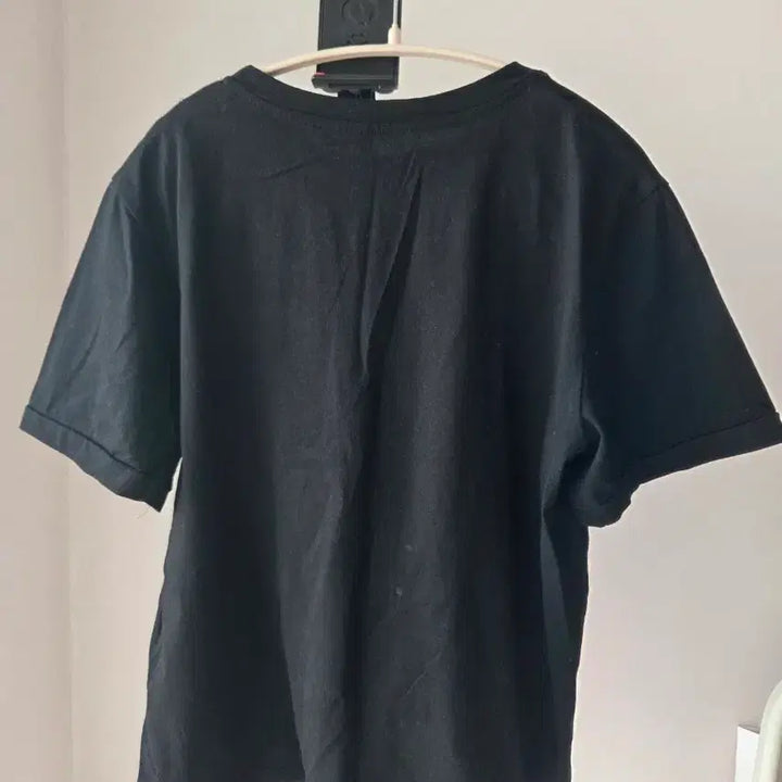 [BUNJANG] Black Frill Short Sleeve T-Shirt / 검정색 프릴 반팔 티셔츠