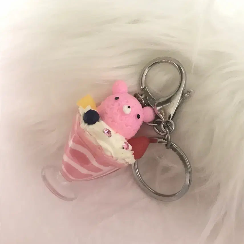 [BUNJANG] Classic Pink Bear Parfait Keychain / 고전 핑크 곰 파르페 키링