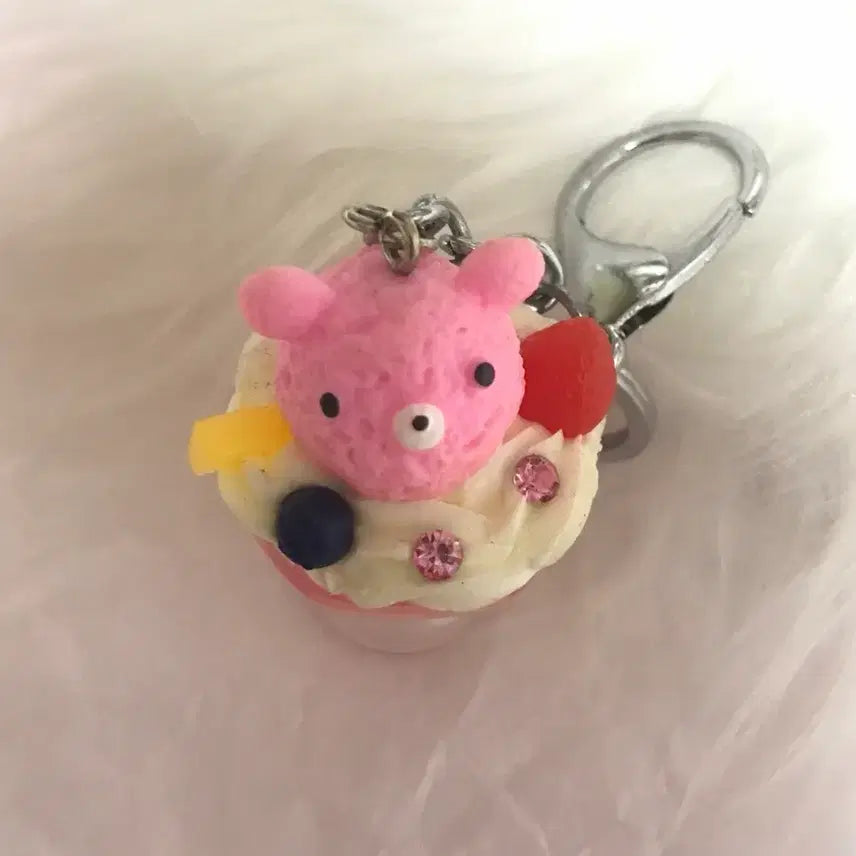 [BUNJANG] Classic Pink Bear Parfait Keychain / 고전 핑크 곰 파르페 키링