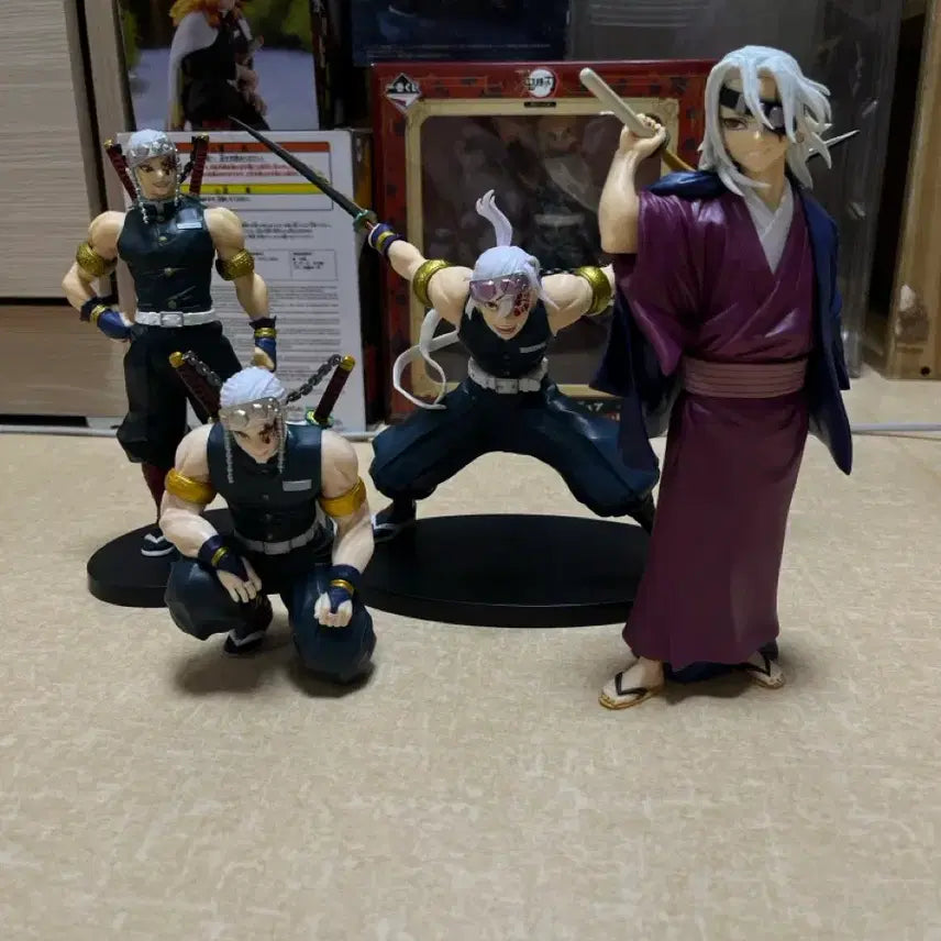[BUNJANG] Demon Slayer Tengen Figure Bundle (Box Included) / 귀칼 텐겐 피규어 일괄(박스O)