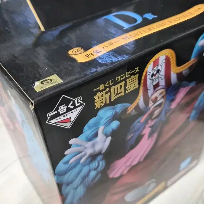 [BUNJANG] Ichiban Kuji One Piece D Prize Buggy Figure &amp; Can Badge Set / 택포7.5 원피스 캔뱃지 제일복권 D상 버기 신사황 피규어 금고양이
