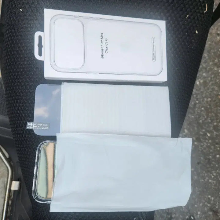 [BUNJANG] iPhone 17 Pro Max Clear Case with MagSafe / 정품 아이폰 17 프로 맥스 투명 케이스 MagSafe