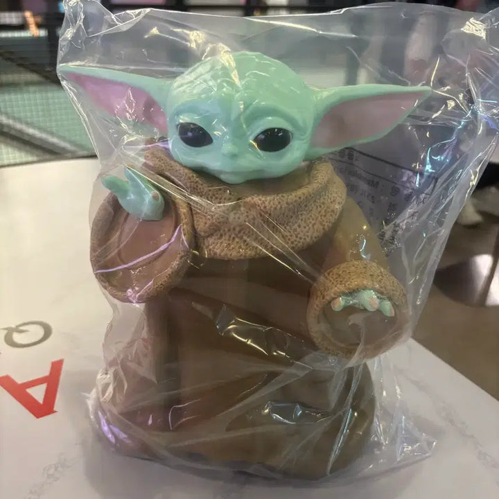 [BUNJANG] The Mandalorian &amp; Grogu Popcorn Bucket Megabox Limited Edition / 만달로리안과 그로구 팝콘 버켓 팝콘통 메가박스 한정 굿즈 미사용 새상품