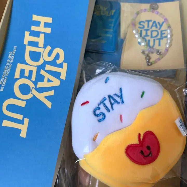 [BUNJANG] Stray Kids STAY 4th Generation Fanclub Kit (Excluding Membership Card) / 스트레이키즈 스키즈 스테이 4기 팬클럽 키트