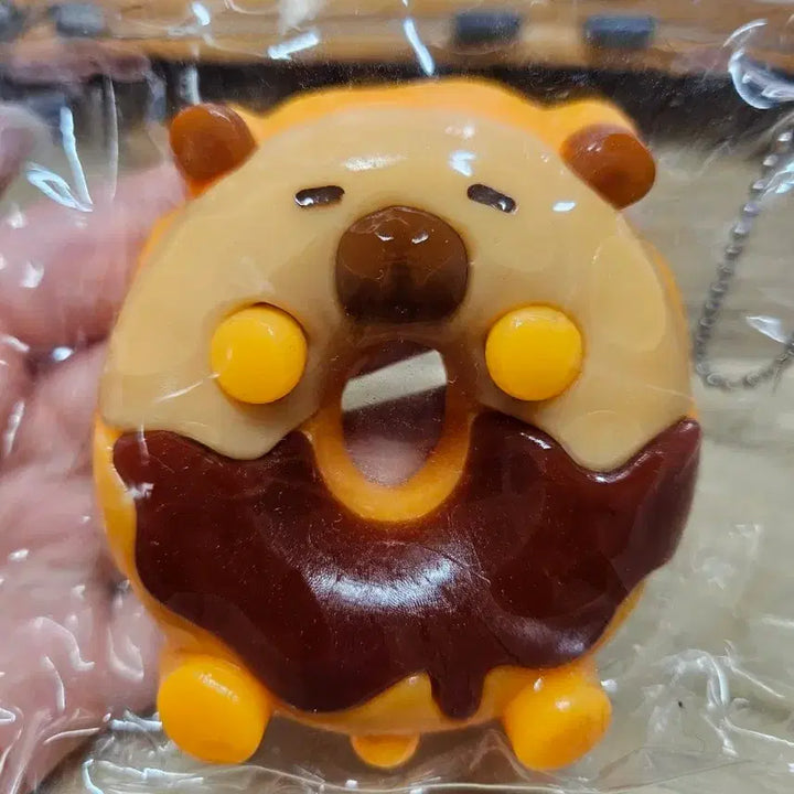 [BUNJANG] Bongmanmal Capybara Donut Handmade Squishy Toy / (봉만말) 카피바라 도넛 수제말랑이