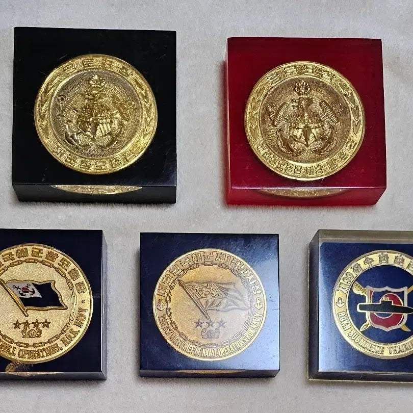 [BUNJANG] Navy Commemorative Paperweight Set / 해군 기념 문진 세트