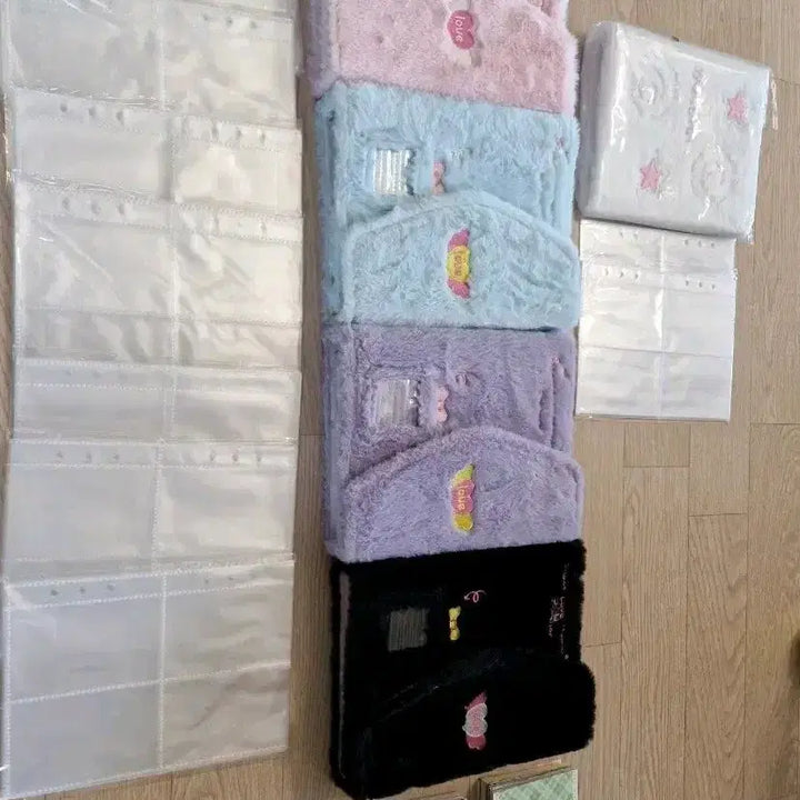 [SOLD OUT] 포토카드 털바인더 속지 포함