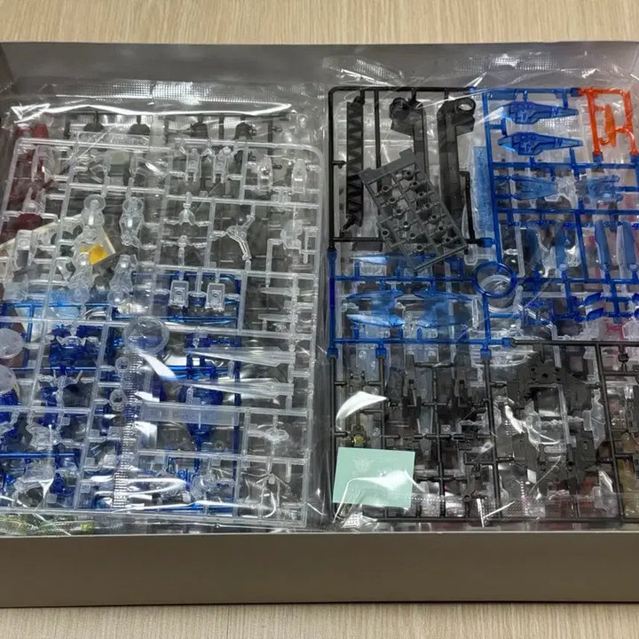[BUNJANG] Bandai HG Gundam 00 Season 2 MS Set Clear Color / 건담 반다이 HG 더블오 2nd 시즌 MS 세트 클리어 컬러