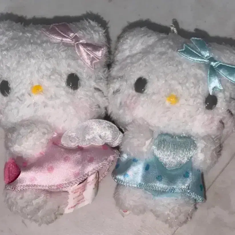 [BUNJANG] Sanrio Yumemiru Kitty Mobile Desk Clock Alarm Mascot Angel Bundle Set (2 Photos) / 유메미루 키티 핸드폰 탁상시계 알람
