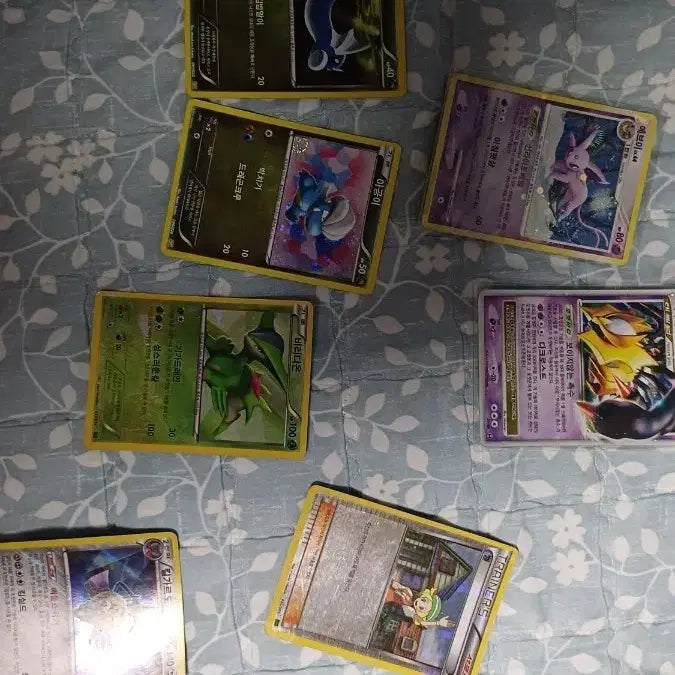 [BUNJANG] Giratina LV.X &amp; Eevee Assorted Pokemon Cards Bundle Set / 기라티나 lv.x 및 에브이 등 잡카드 판매