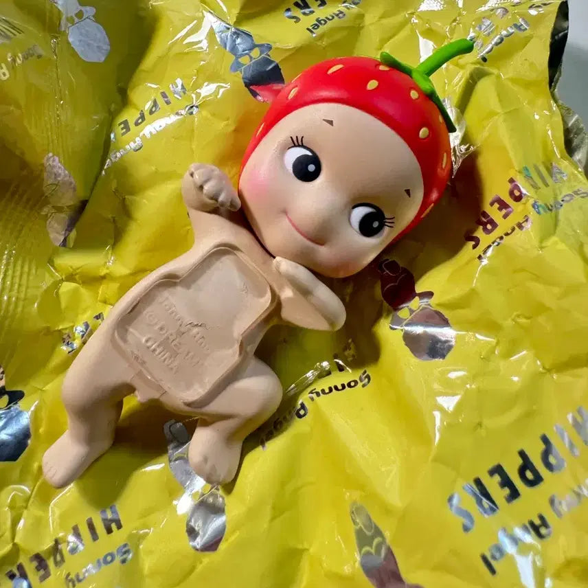 [BUNJANG] Sonny Angel Harvest Strawberry Mini Figure / 소니엔젤 히퍼 하베스트 딸기
