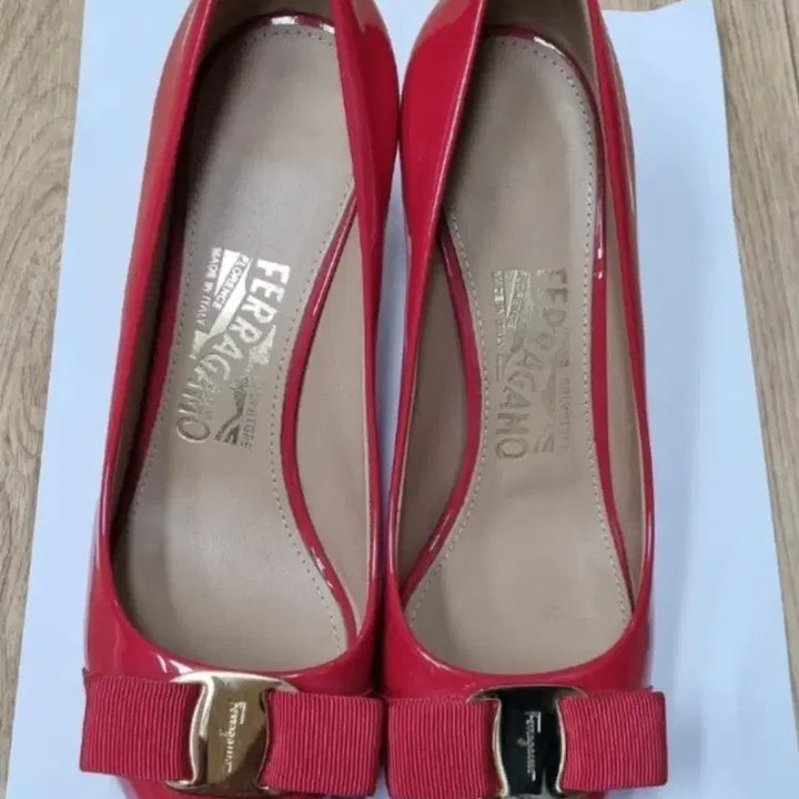 [BUNJANG] Salvatore Ferragamo Open Toe Heels / 페라가모 토오픈6 D/ 230