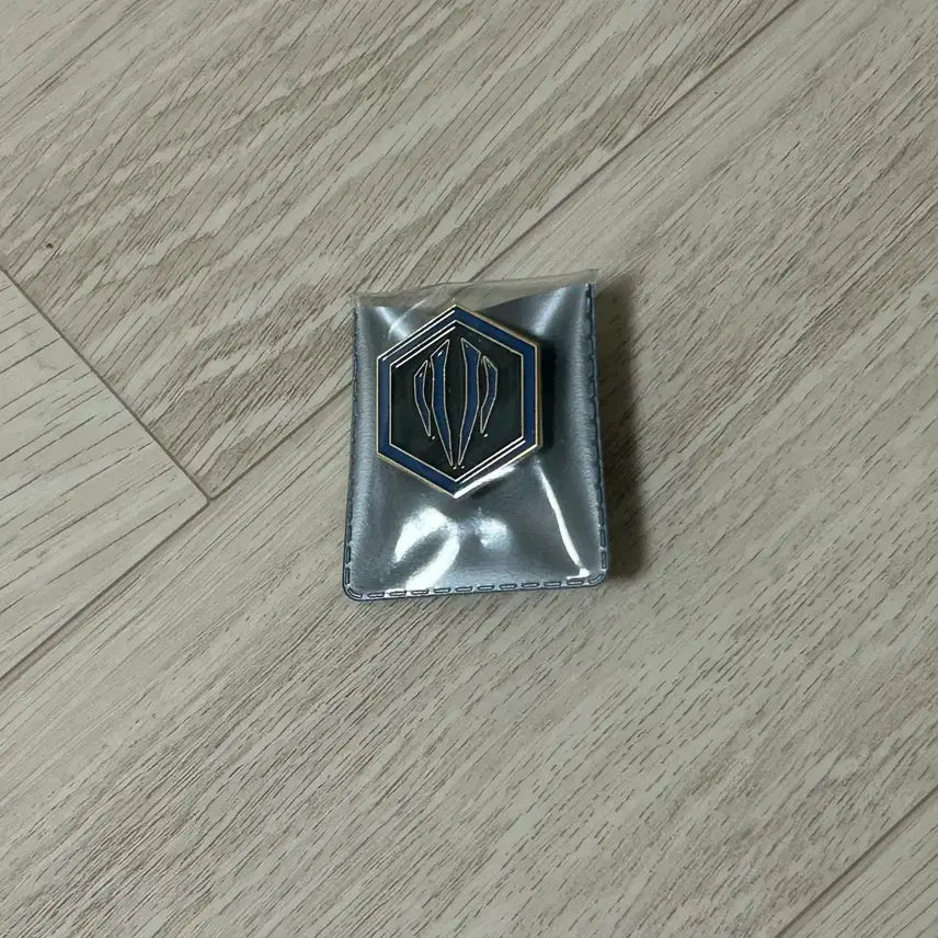 [BUNJANG] RE:BORN Jack Official Unit Badge / 리레볼루션 잭 공식 부대뱃지