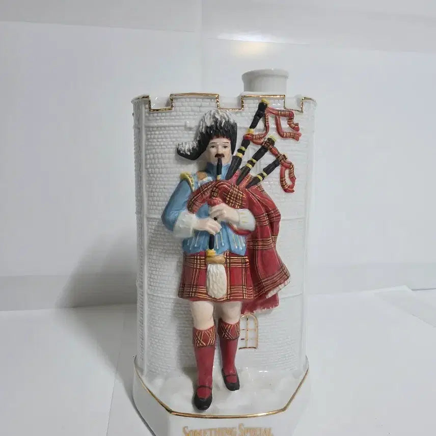 [BUNJANG] Somethings Special Whiskey Ceramic Bottle Vintage Retro / 썸싱스페셜 위스키 도자기 주병 공병 레트로 빈티지