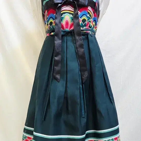 [BUNJANG] Kkotgilgeonneun Seoul Dancheong Long Dress / 꽃길걷는서울 단청 말기원피스