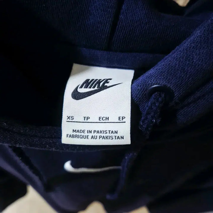 [BUNJANG] Nike Navy Hoodie / 나이키 네이비 후드티