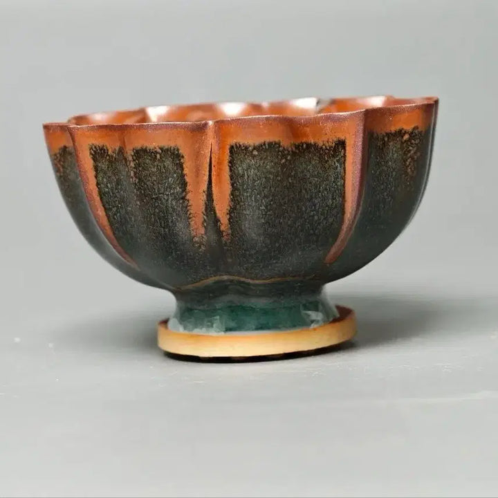 [BUNJANG] Yongchun Kiln Black Glaze Lotus Bowl, Late Ming Dynasty, Chinese Celadon Porcelain / [진품] 명대 말기 출토품 용천요 흑유 능화잔 중국도자기 골동품 수집품