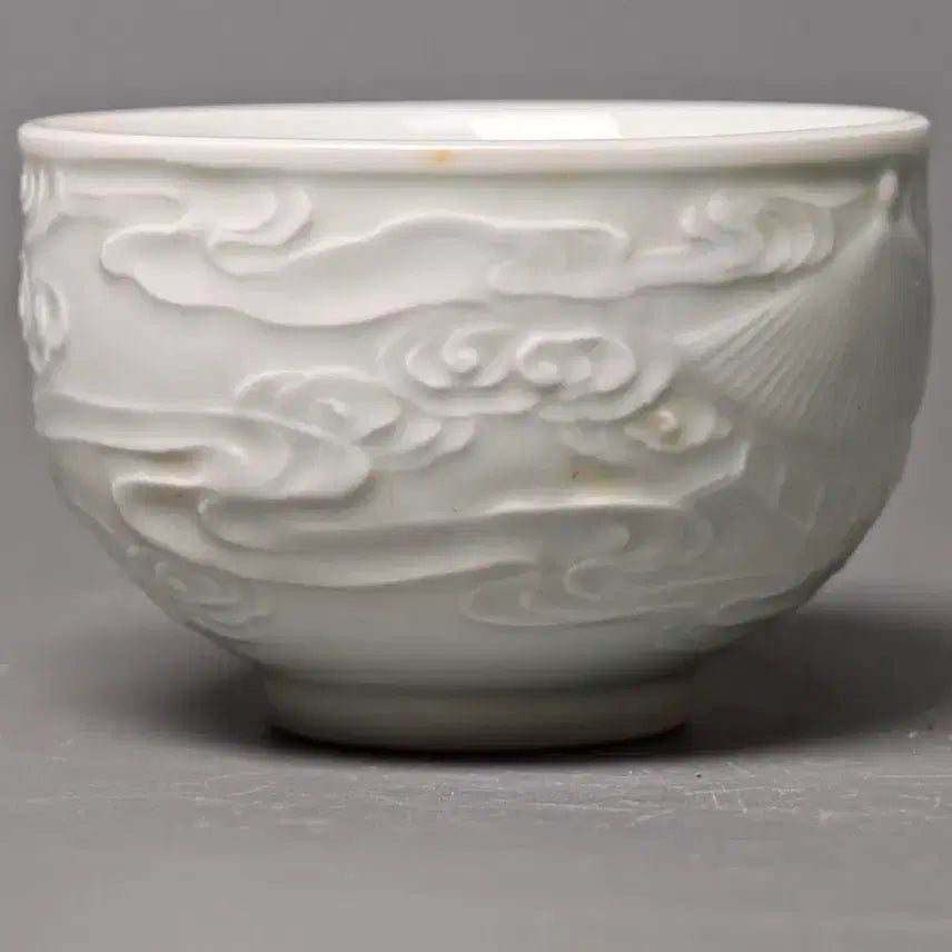 [BUNJANG] Daming Xuande Period White Porcelain Landscape Cup / 대명선덕년제명 방고 순백자 양각 풍경문 잔 중국도자기 골동품 수집품