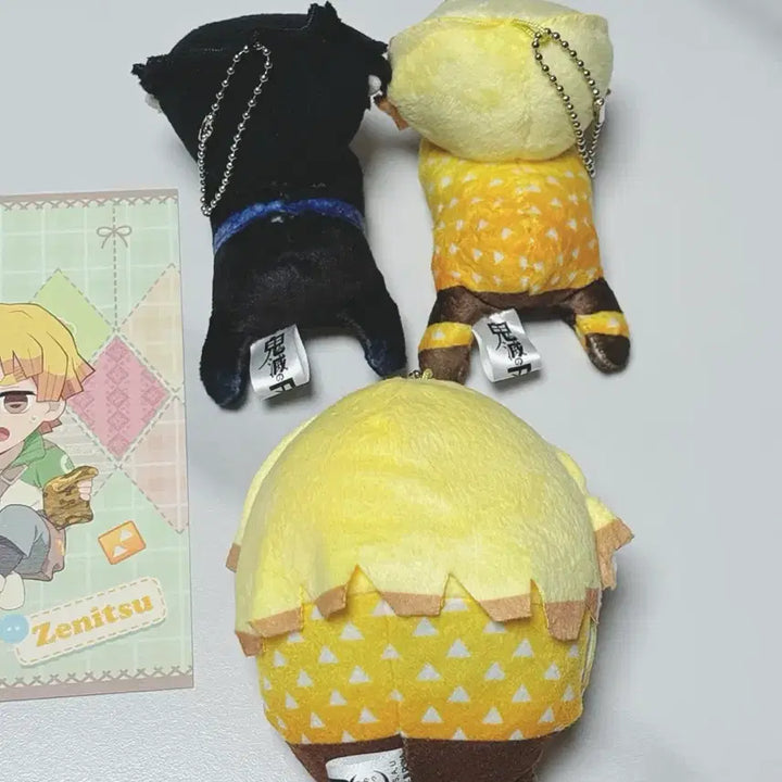 [BUNJANG] Demon Slayer Kaigaku Zenitsu Fuwarukoring Hug Character Figure / 귀멸의 칼날 카이가쿠 젠이츠 후와코로링 허그캬라