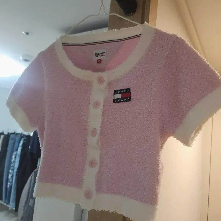 [SOLD OUT] [XS] 타미힐피거 진스 핑크 크롭 헤어리 가디건