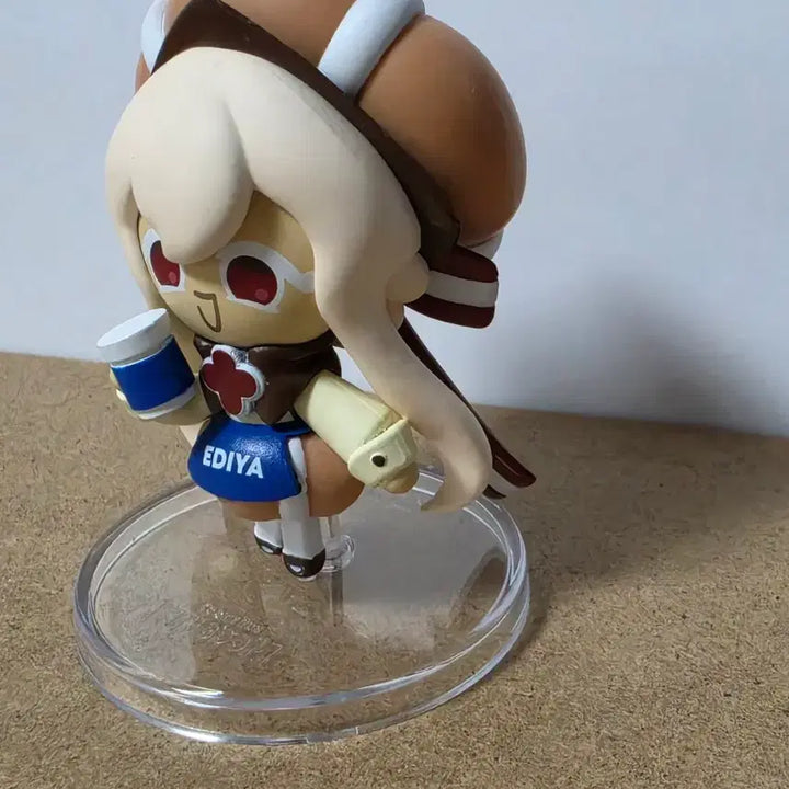 [BUNJANG] Cookie Run Kingdom Ediya Saint Honoré Figure, Promo Card / 쿠키런  킹덤 이디야 생토노레 피규어, 프로모 카드