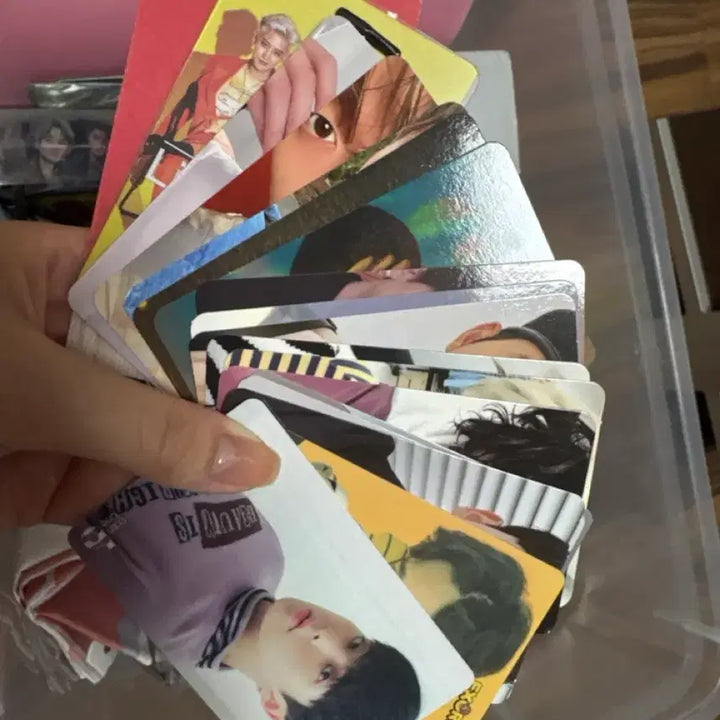 [BUNJANG] EXO Merchandise Bundle Set (Album, Photocard, Slogan, Fan Kit, Poster, etc.) / 택포일괄판매)엑소 EXO 굿즈 정리 판매 앨범 공굿 포카 슬로건 부채