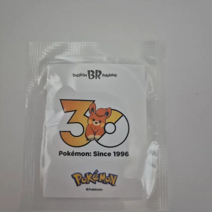 [BUNJANG] Baskin Robbins Pokemon 30th Anniversary Stickers (Pamo) / 배스킨라빈스 포켓몬 30주년 띠부씰 (빠모)