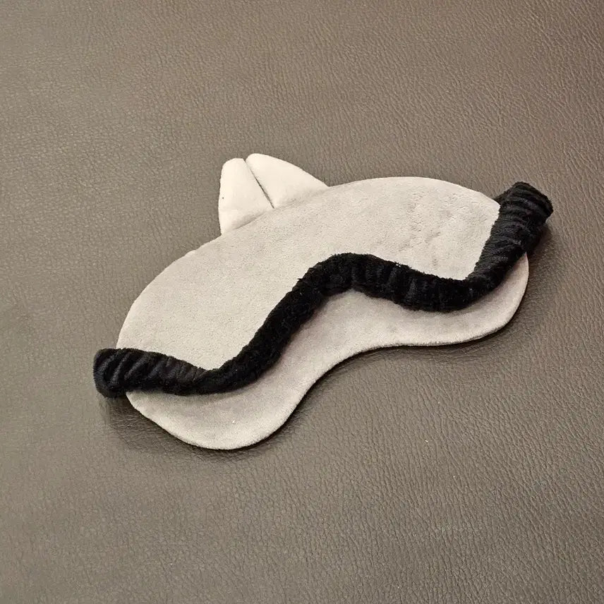 [BUNJANG] Stray Kids Bang Chan Wolfchan Japan Official Eye Mask / 스트레이키즈 스키즈 스키주 방찬 울프찬 일본 공식 굿즈 안대 아이 마스크