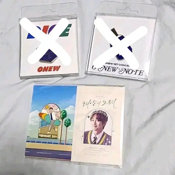 [BUNJANG] SHINee Onew Bundle Set Official Goods / 샤이니 온유 오뉴노트.다이스.태노 뱃지