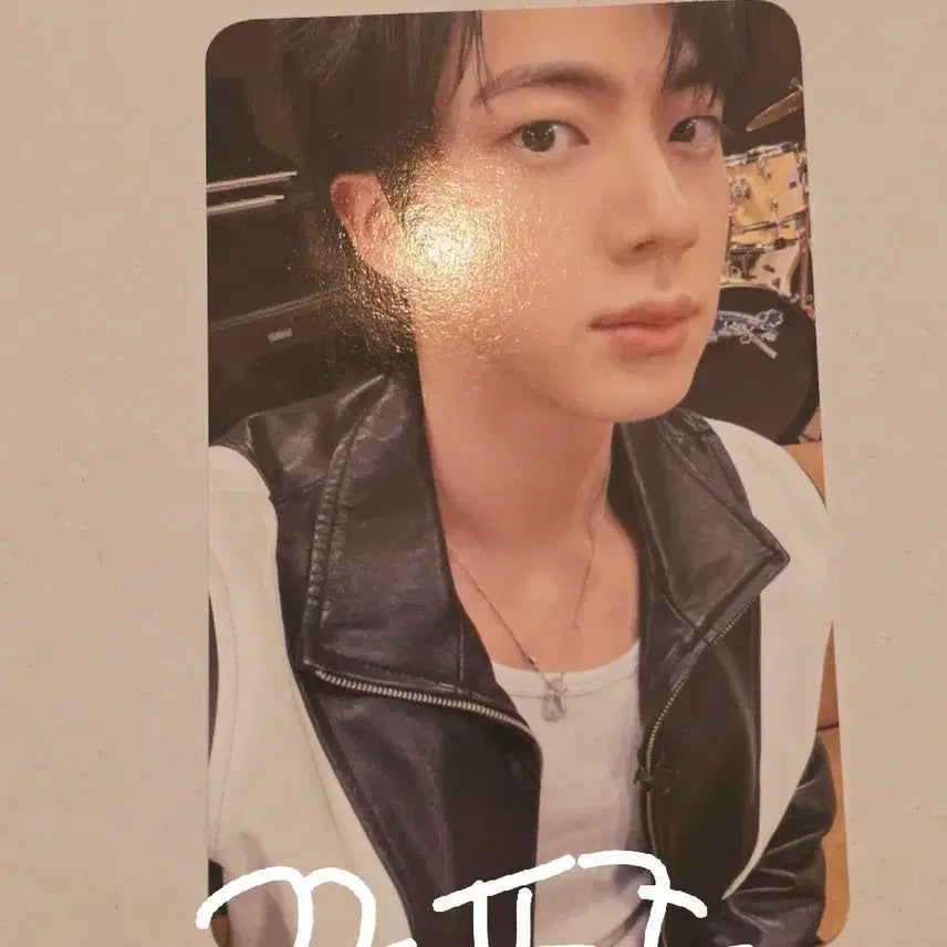 [BUNJANG] BTS Jin Keep Swimming Lucky Draw Photocard / 방탄 킵스위밍 진 석진 셀카 미공개 당첨 포카 포토카드
