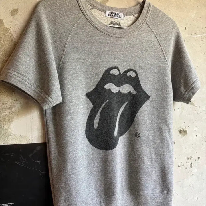 [BUNJANG] Hysteric Glamour Rolling Stones Lips &amp; Tongue Graphic T-Shirt / 히스테릭글래머 롤링스톤즈 반팔 티셔츠