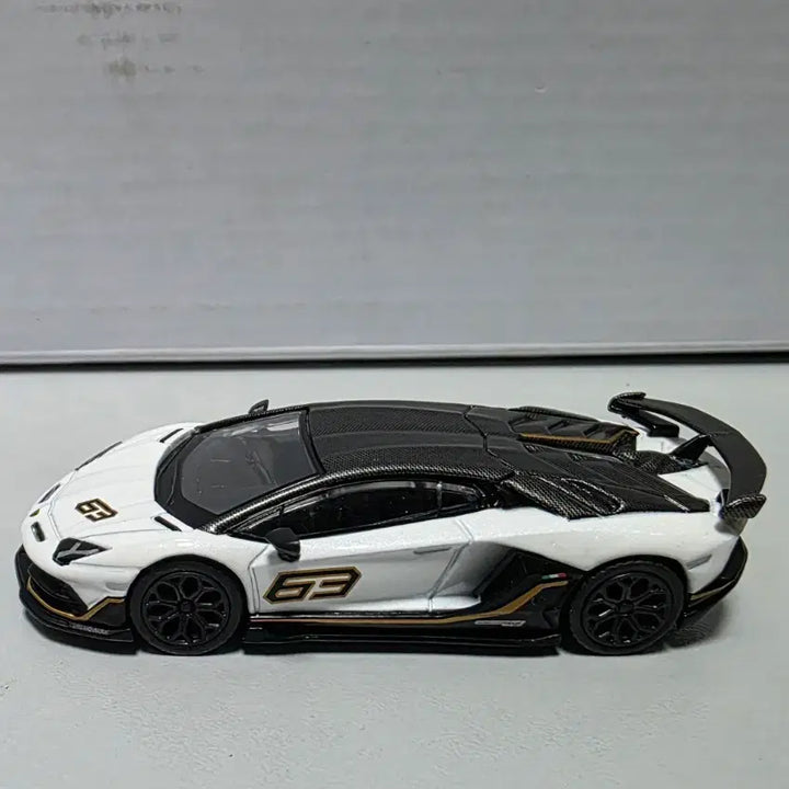 [BUNJANG] Mini GT 1/64 Lamborghini Aventador SVJ 63 Diecast Model / 할인 1/64 다이캐스트 미니지티 아벤타도르 SVJ 63