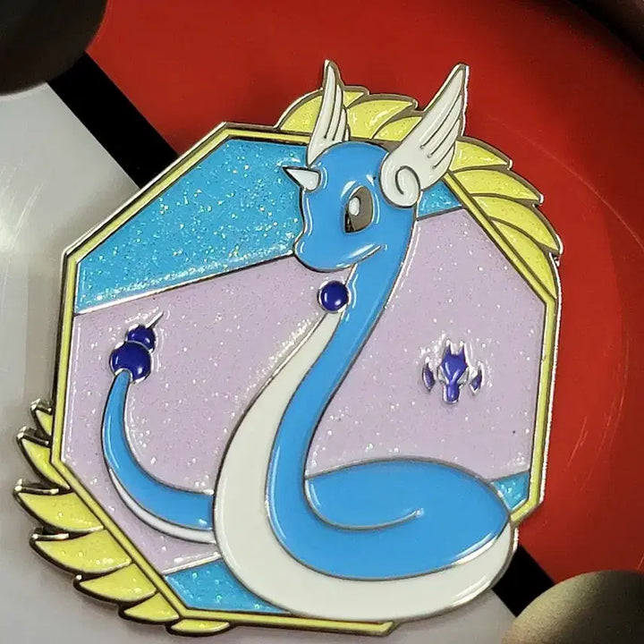 [BUNJANG] Pokemon Forest Limited Edition Metal Badge Set 2 with Monster Ball Tin Case / 포켓몬30주년한정 100메탈뱃지 라프라스+체리버 반짝이 (한국한정)