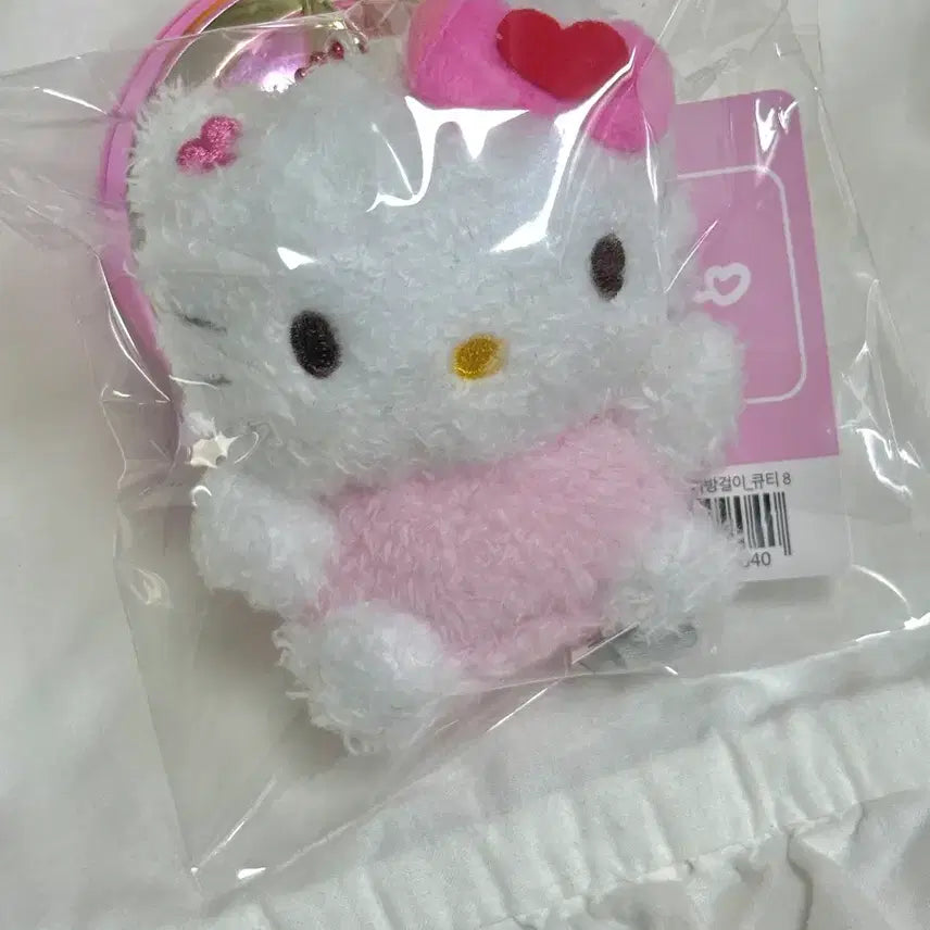 [SOLD OUT] 헬로키티 큐티8 인형 키링 새상품
