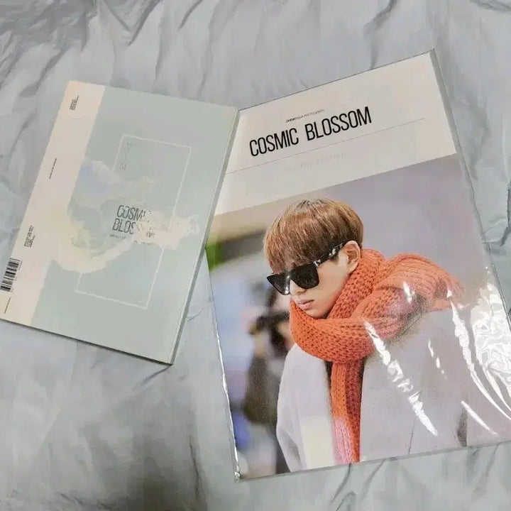 [BUNJANG] SHINee Onew Photobook COSMIC BLOSSOM / 샤이니 온유 홈마 화보집
