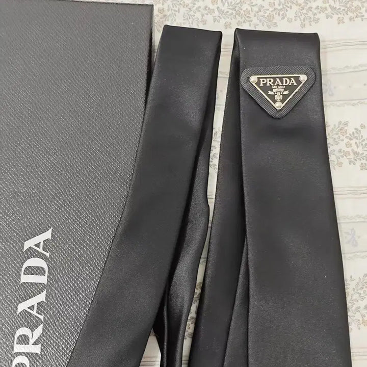 [BUNJANG] Prada Black Silk Necktie / 프라다 블랙 실크 넥타이