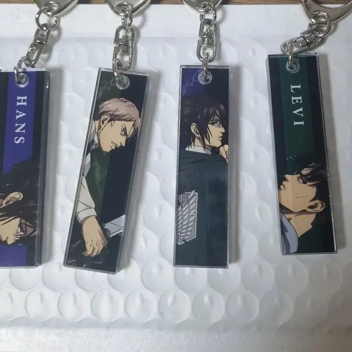 [BUNJANG] Attack on Titan Trading Stick Keychain / 진격의 거인 트레이딩 스틱 키홀더