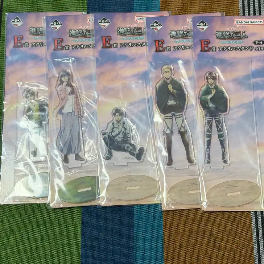 [BUNJANG] Attack on Titan Ichiban Kuji Prize E Acrylic Stand Set (5 Types) / 진격의 거인 진격거 쿠지 제일복권 E상 아크릴 스탠드 5종