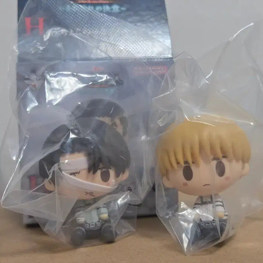 [BUNJANG] Attack on Titan Armin &amp; Levi Chokonokko Figure Bundle Set / (일괄) 진격의 거인 제일복권 H상 리바이, 아르민 쵸코노코 피규어