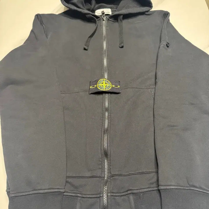 [BUNJANG] Stone Island Black Hooded Zip-Up Hoodie XL / [XL]26SS 스톤아일랜드 블랙 후드 집업