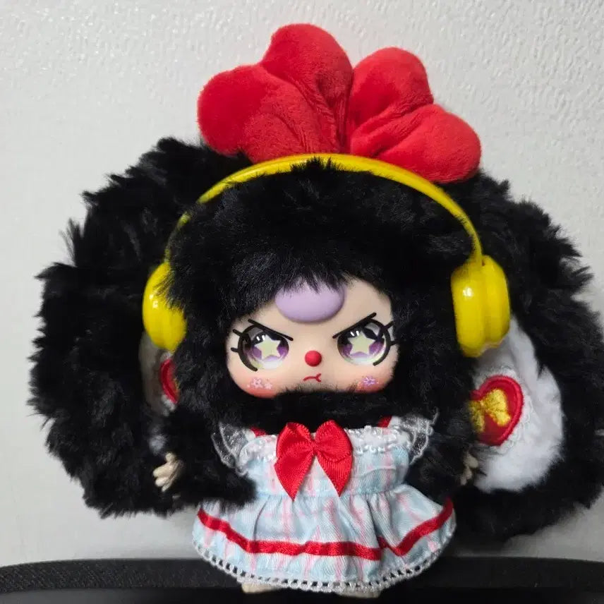 [BUNJANG] Jjimo Baby Siri Custom Doll 80% Complete with Ribbon and Headphones / 지이모 베이비쓰리로 커스텀  80%
