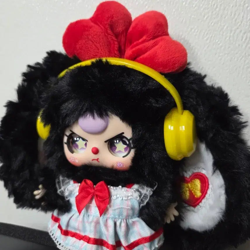 [BUNJANG] Jjimo Baby Siri Custom Doll 80% Complete with Ribbon and Headphones / 지이모 베이비쓰리로 커스텀  80%