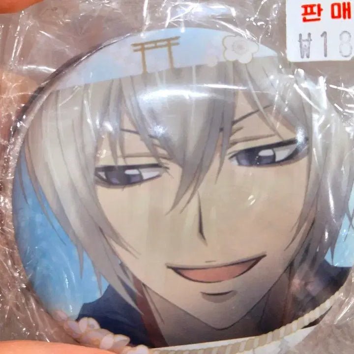 [BUNJANG] Kamisama Kiss Nanami Tomoe Mizuki Can Badge Set / (새상품) 오늘부터 신령님 토모에 나나미 미즈키 캔뱃지 세트 일괄