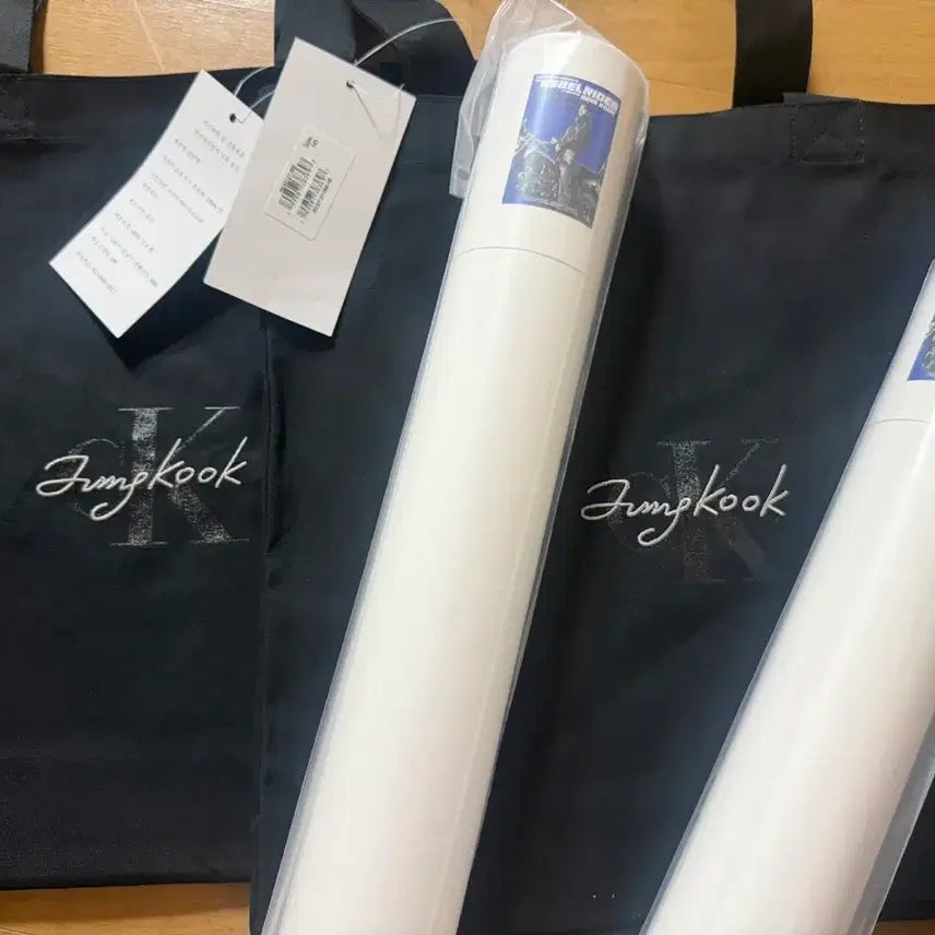 [BUNJANG] Calvin Klein CKJK Tote Bag + Jungkook Poster Set / 캘빈클라인 CKJK 토트백 + 정국포스터