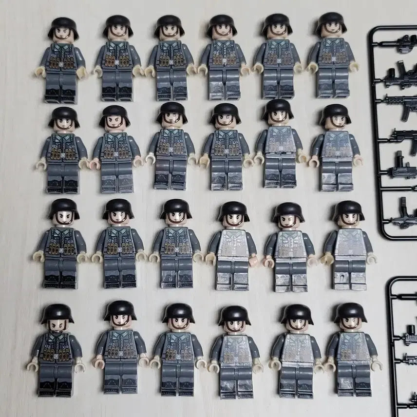 [BUNJANG] LEGO Compatible Building Blocks German Soldiers Set (24 pieces) / (새상품)레고호환블럭 독일군24개