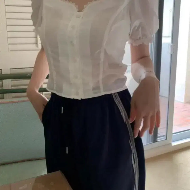 [BUNJANG] Sober Bloom Blouse / 소버샵 블룸 블라우스 sober bloom blouse