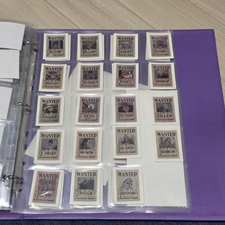 [BUNJANG] One Piece Wanted Poster Stickers Bundle (85 Types) / 원피스 수배서 띠부씰 일괄 판매합니다(85종)