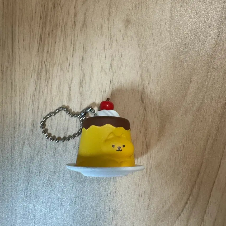 [BUNJANG] Kakurenneko (Hidden Cat) Pudding Cat Gacha Figure Keyring (Unsealed) / [개봉] 카쿠레네코(숨은 고양이) 푸딩 고양이 가챠 피규어 키링